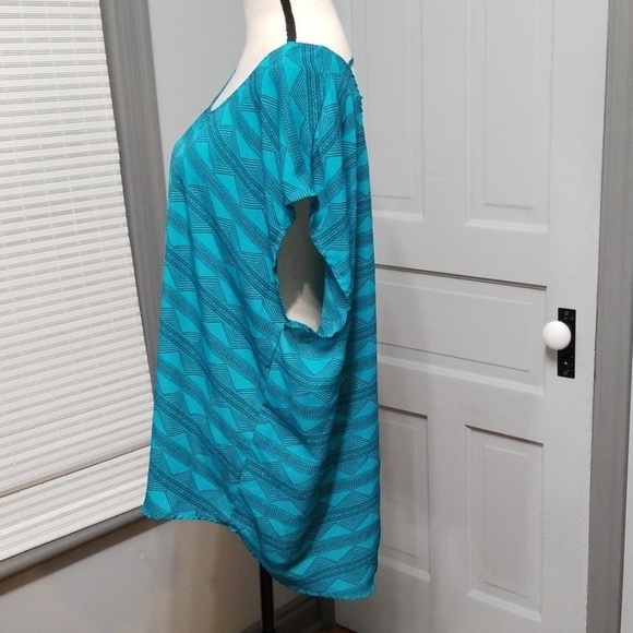 Torrid Diamond Print Strappy Georgette Top - Picture 6 of 8